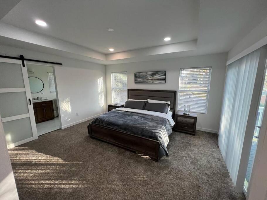 Holiday home Modern At Colonial College Park *